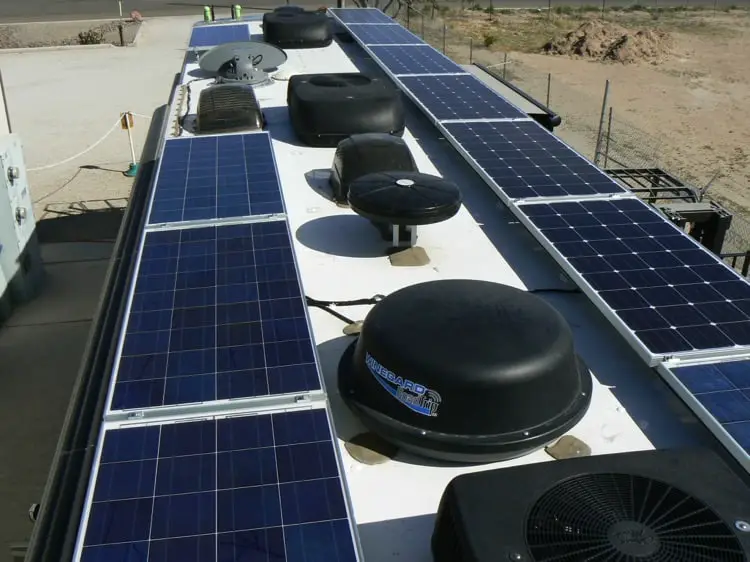 a lot of solar panel on a rv