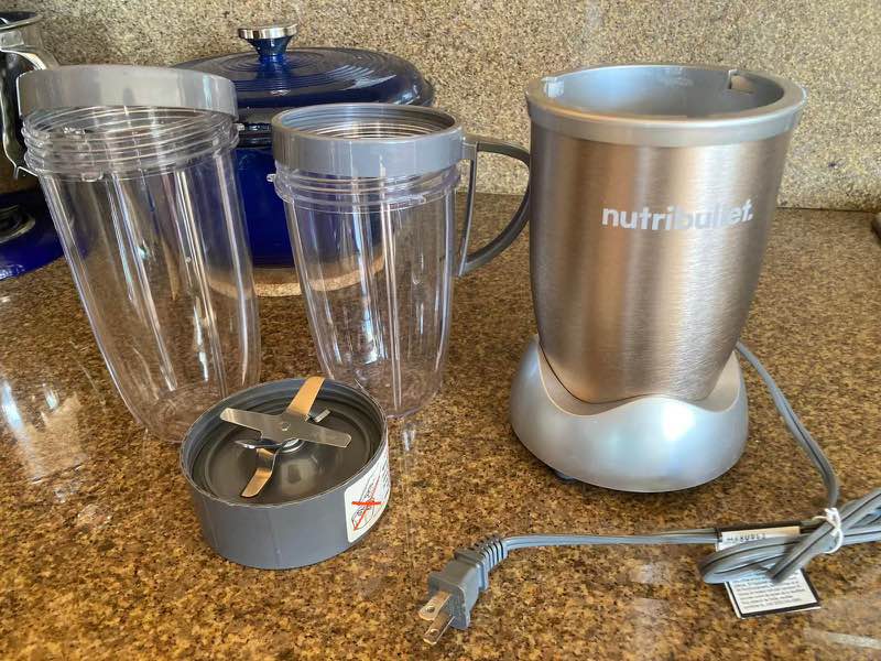 NutriBullet with containers